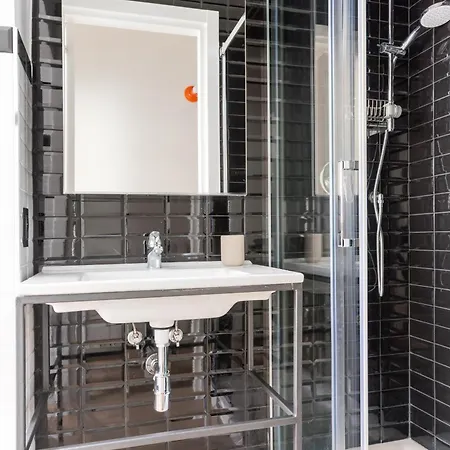 Just Here - Nina Apartamento *