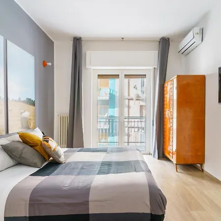 Just Here - Nina Apartment